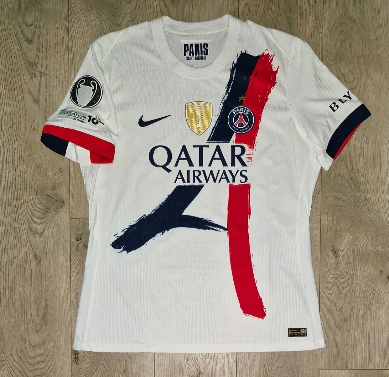 Paris Saint-Germain 2025/26 Home & Away Jersey