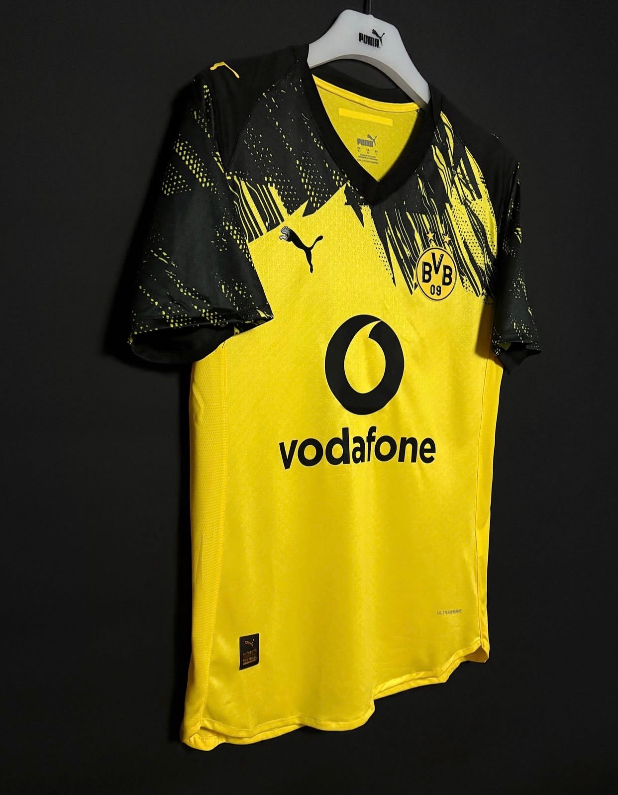 Borussia Dortmund 2025/26 Home & Away Jersey