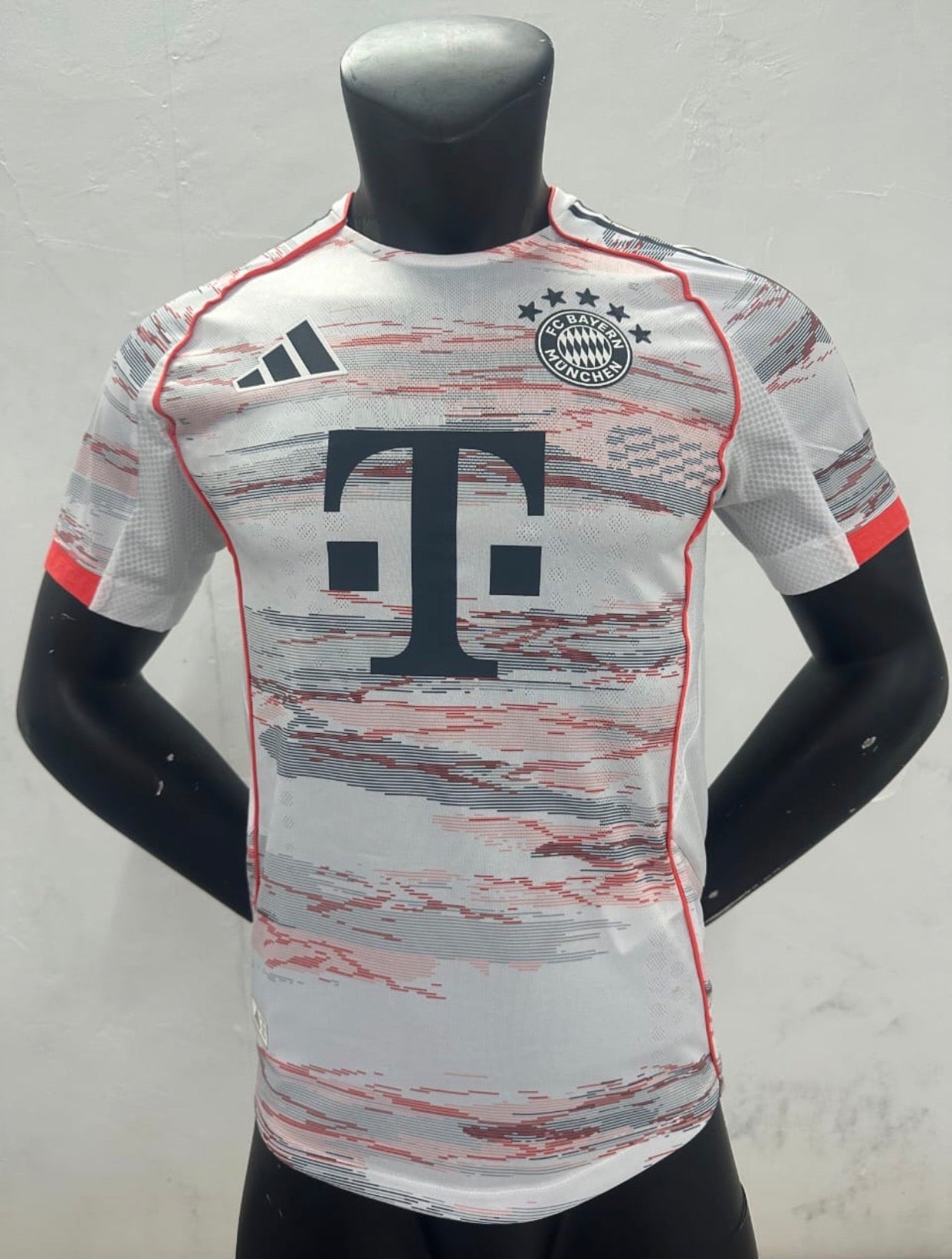 Bayern Munich 2025/26 Home & Away Jersey